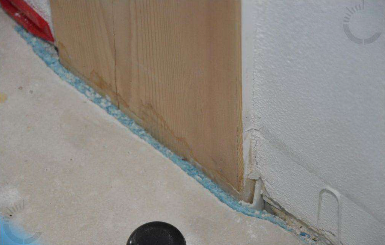 Tragende Balken des Holzhauses